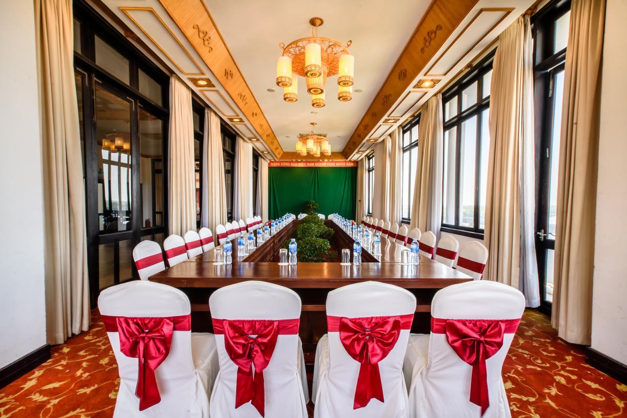 Huong Giang Hotel Resort & Spa Hue Exterior photo