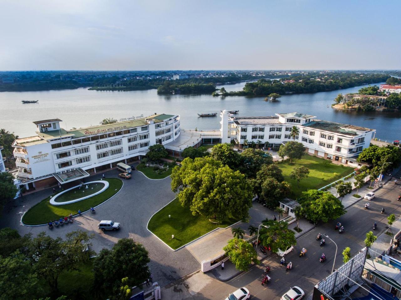 Huong Giang Hotel Resort & Spa Hue Exterior photo